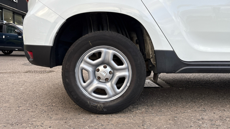 Dacia Duster 1.0 TCe 90 Essential 5dr Petrol Estate